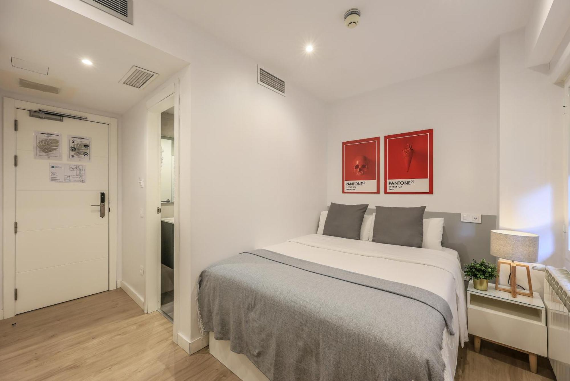 Amazinn Places Chamberi Madrid Bagian luar foto