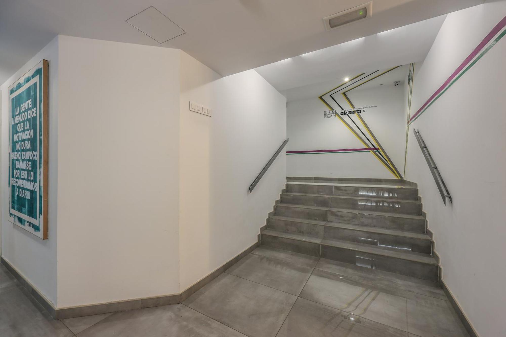 Amazinn Places Chamberi Madrid Bagian luar foto
