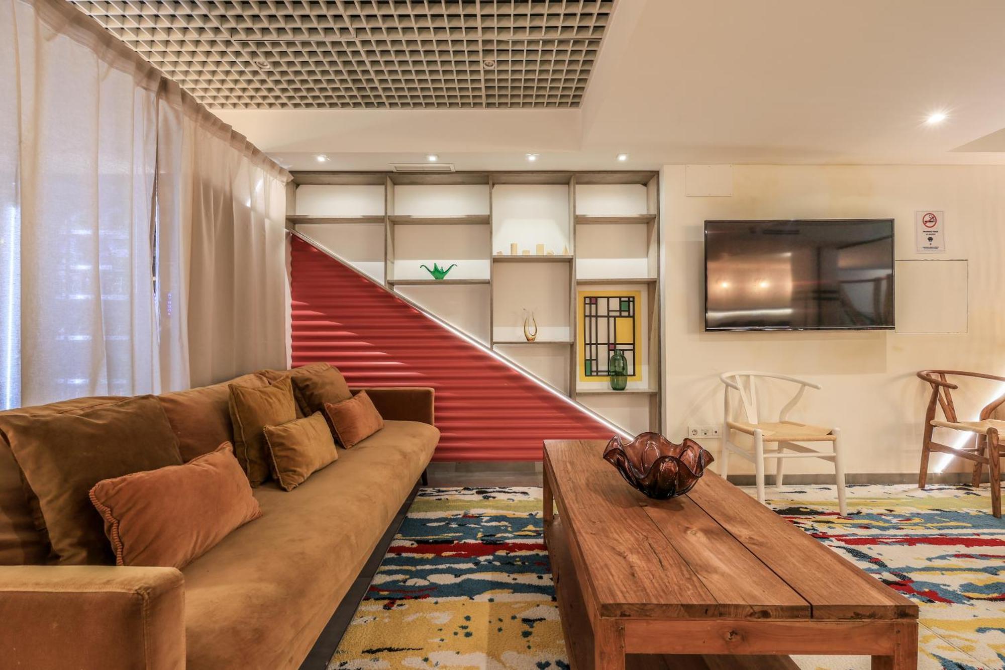 Amazinn Places Chamberi Madrid Bagian luar foto