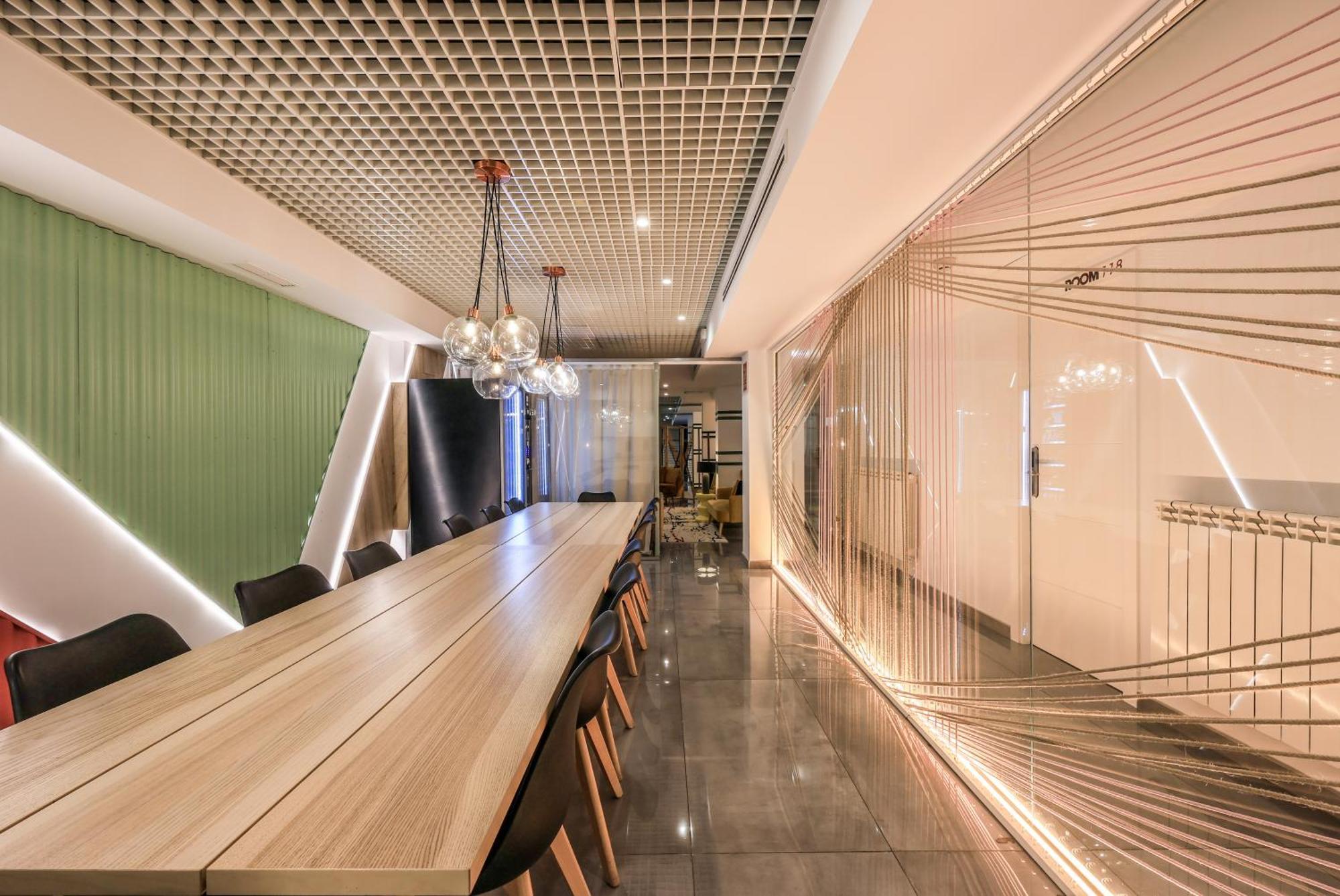 Amazinn Places Chamberi Madrid Bagian luar foto
