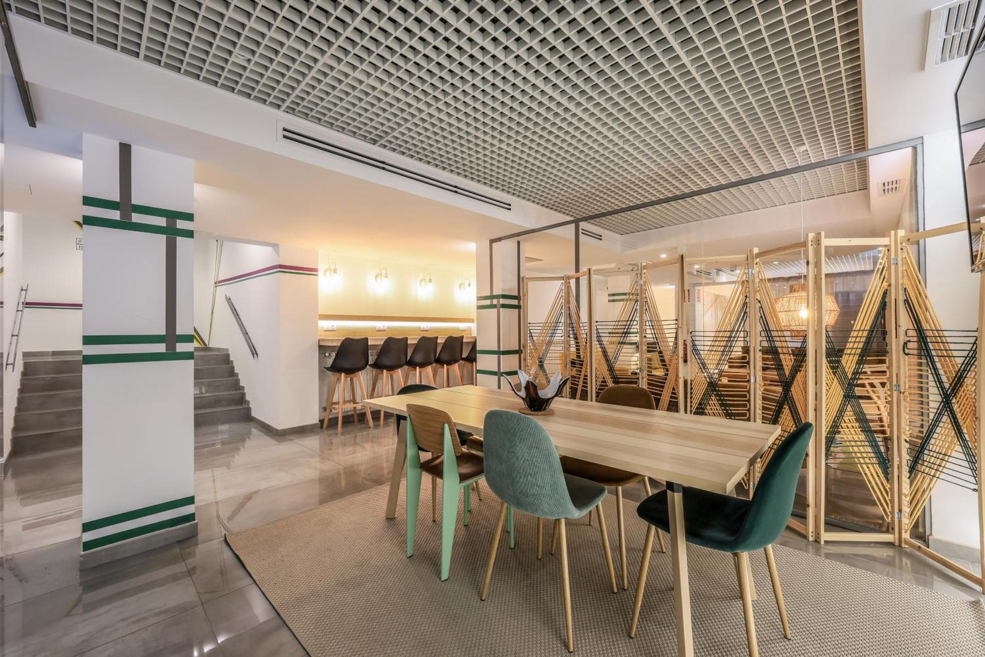Amazinn Places Chamberi Madrid Bagian luar foto